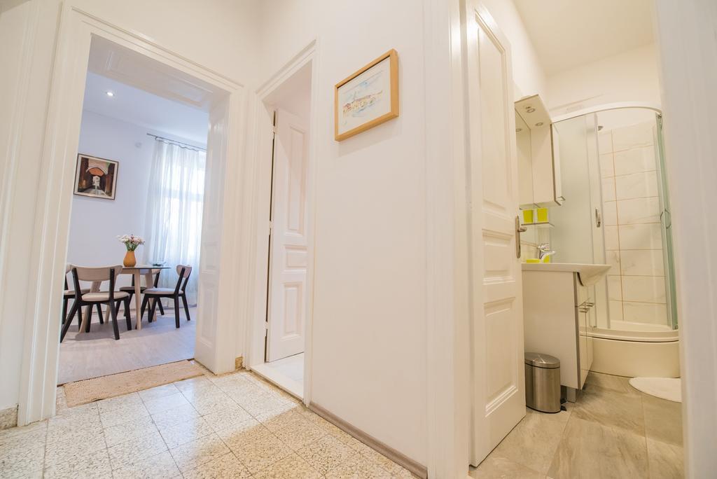 Apartment Vetom Split Bagian luar foto
